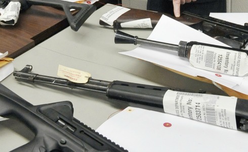 3-USE_Chicago_Assault_Weapo_Gill.jpg