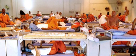r-CALIFORNIA-PRISONS-OVERCROWDING-large570.jpg