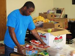 2013-07-27-PBMRyouthunloadinggroceries.jpg
