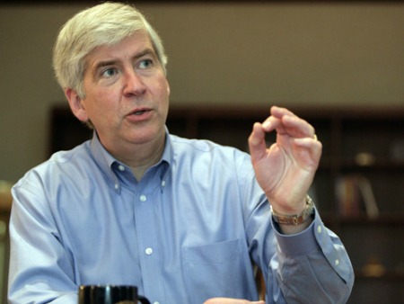 Governor Snyder expected to announce plans for summit on job growth