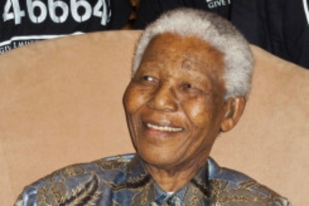 s-NELSON-MANDELA-DEAD-large.jpg