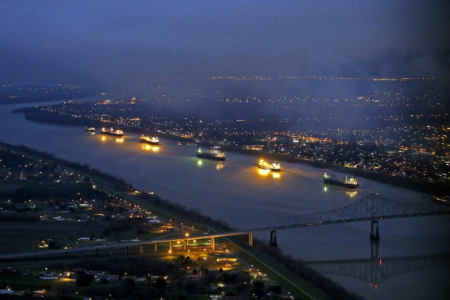 APTOPIX Mississippi River Oil Spill