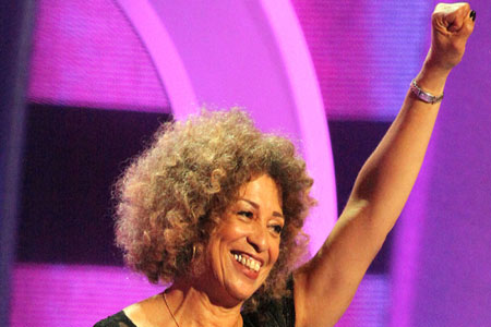 angela-davis-black-girls-rock-2011-16x9