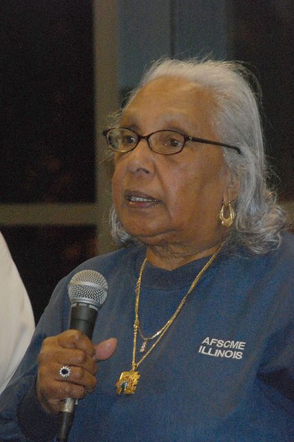 Mrs. Alice Tregay Speaking at an Oak Park public forum.