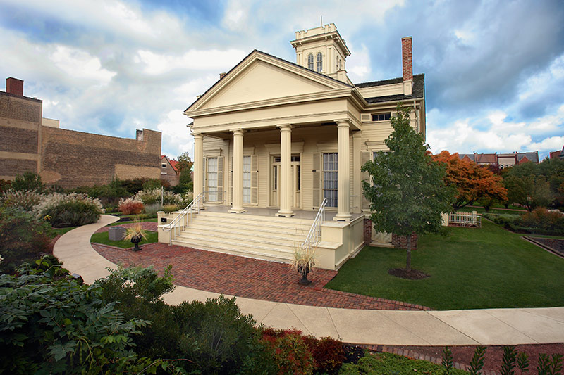 Built in 1836 for Henry Brown Clarke, the Clarke House Museum is oldest surviving building in the original Chicago city limits. The house shows what family life was like in Chicago during the city’s formative years before the Civil War (1853-60).