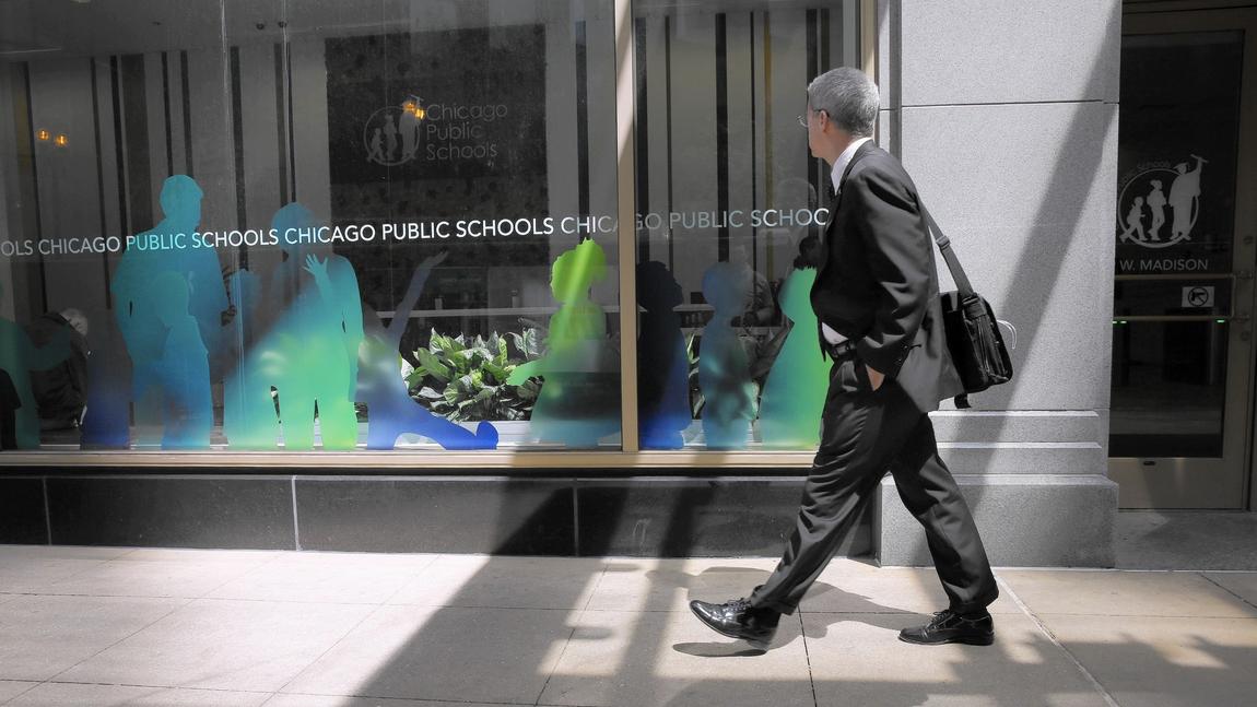 5 charged in theft of more than $870,000 from Chicago Public Schools