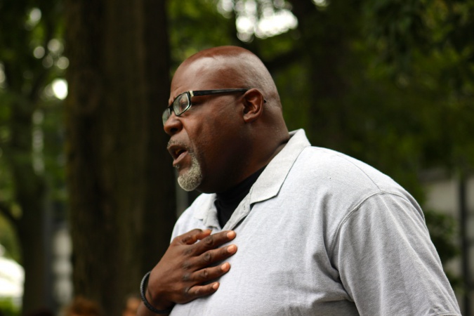 Community Activist Jitu Brown address press and media. Photo credit: M.Datcher