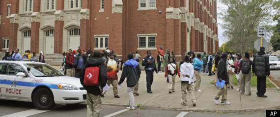 Chicago Public School students head to class. Photo Credit: Huffington Post