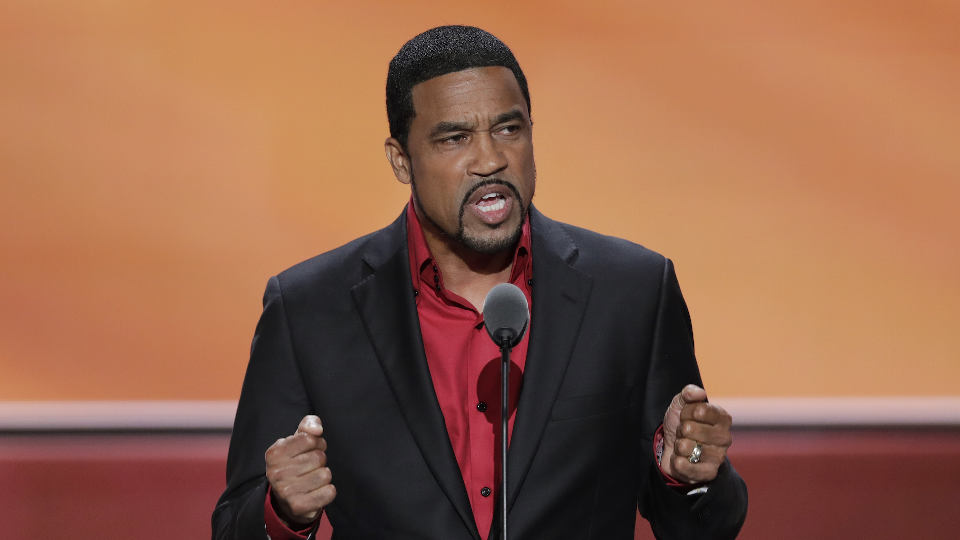 Darrell Scott