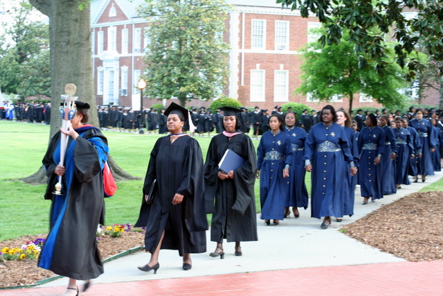 Graduation procession at Bennett College / Steven Depolo