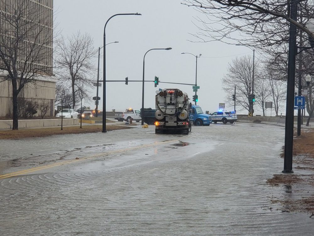 Mayor Lightfoot issues local disaster proclamation for flooding along ...