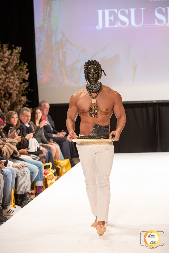 The 2022 EMERGE! Runway Show Once Again Comes Through for Black Creatives  at NYFW - EBONY