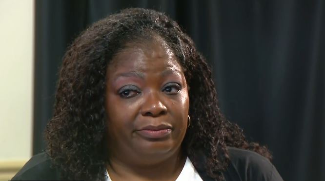 Innocent Social Worker, Anjanette Young, Violated by The Chicago Police ...