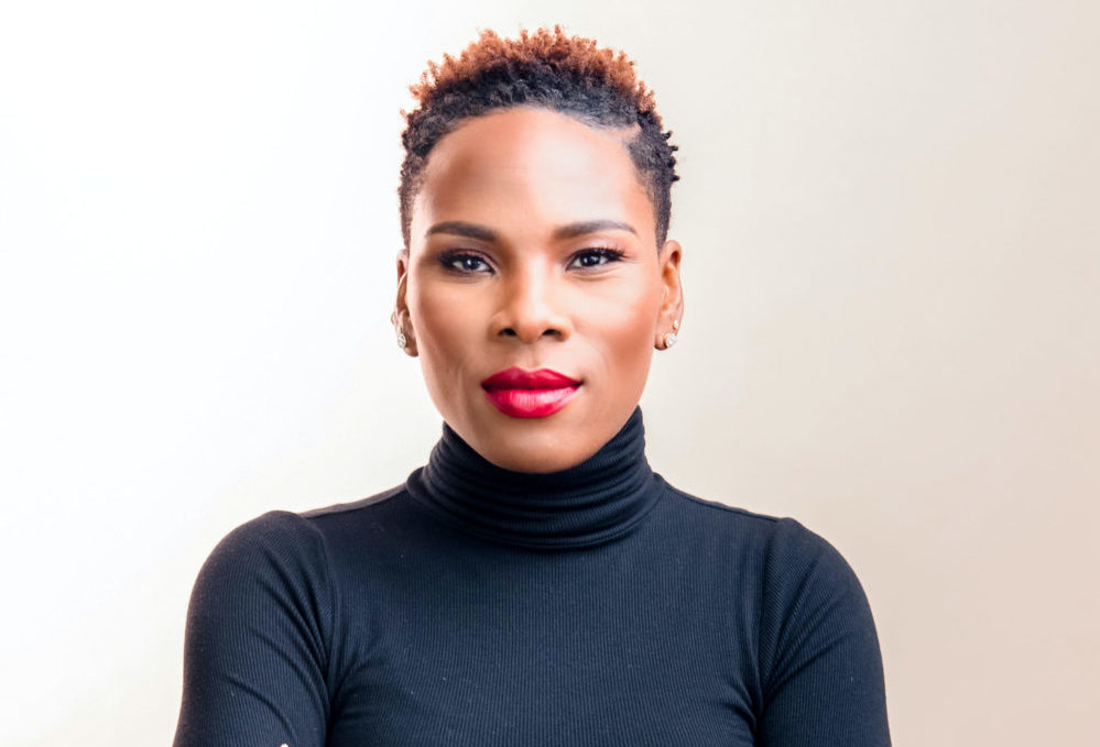 Luvvie Ajayi Jones Says Embrace Fear And Live Boldly In Her New Book ...