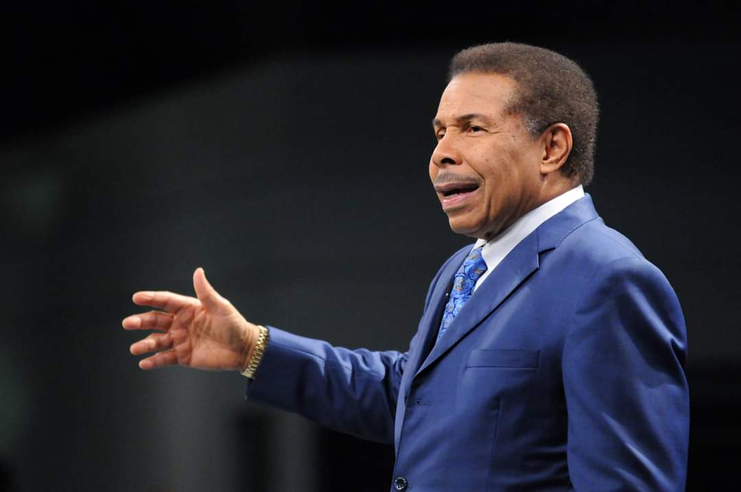 Rev. Bill Winston Chicago Defender