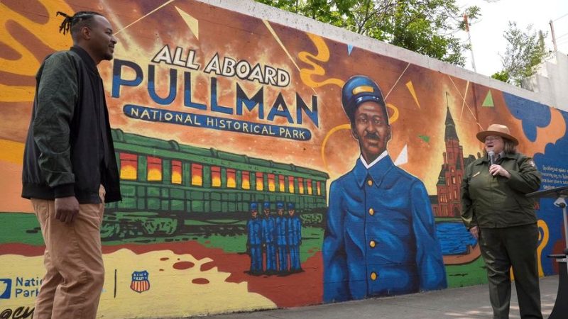 Joe Cujo at the unveiling of his Pullman Porters mural