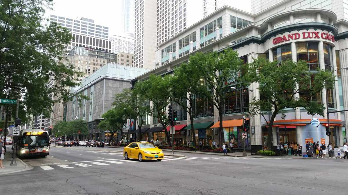 Grand Lux Cafe, along Michigan Avenue on the Magnificent Mile