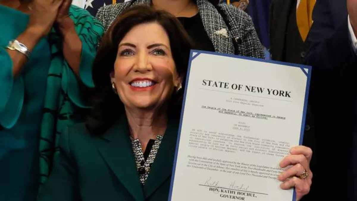 Gov. Kathy Hochul Oks New York Reparations Commission - Vimarsana News