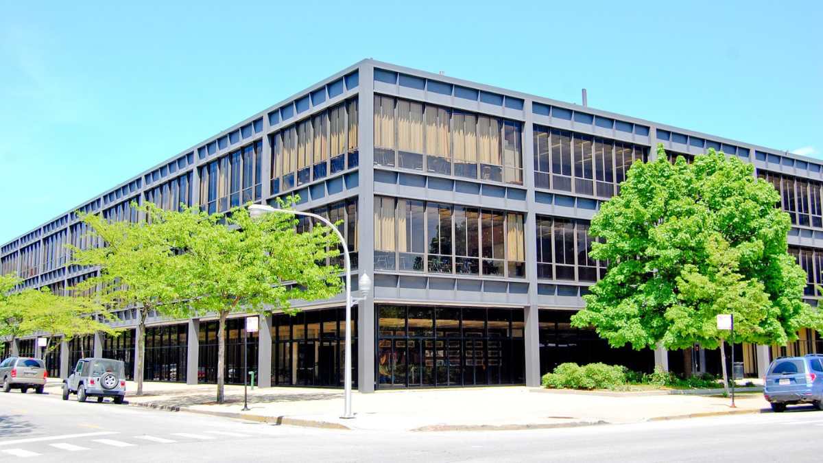 Whitney Young Magnet H.S.