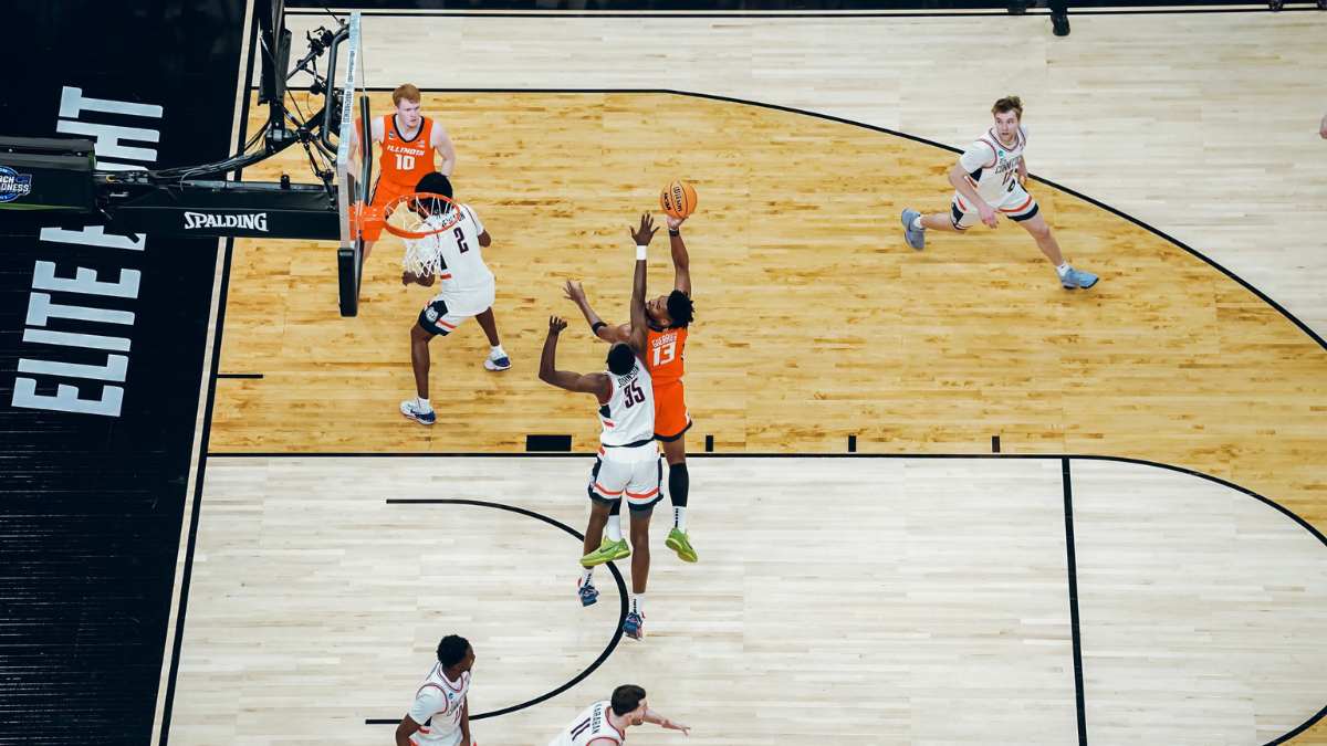 Illini and UConn players in the Elite Eight