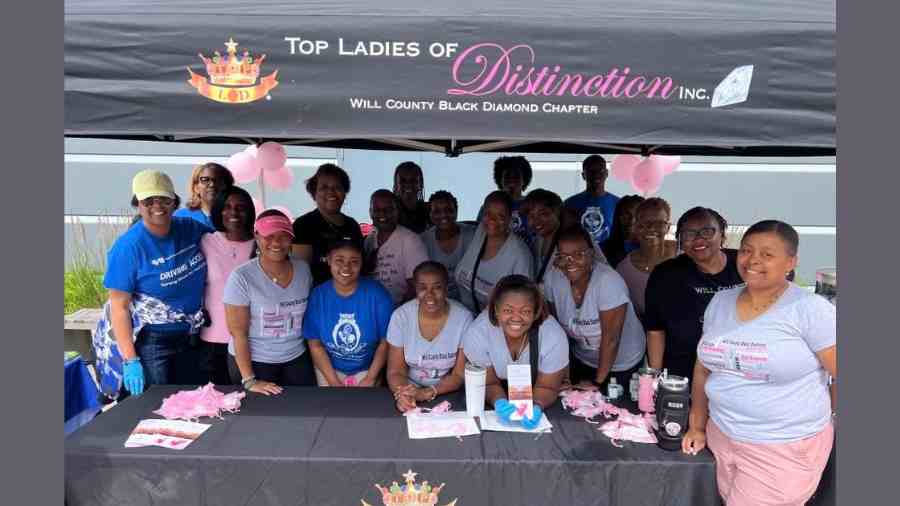 The Will County Black Diamond Chapter of Top Ladies of Distinction, Inc. and the Blue Door Neighborhood Center hosted its 4th Annual Hope In A Suitcase” event. 
