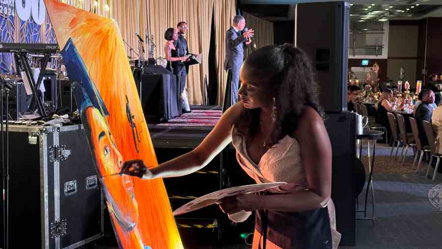 One of the highlights of the night was visual artist Kuzdai B. Mutasa doing a live painting during the AMI gala 