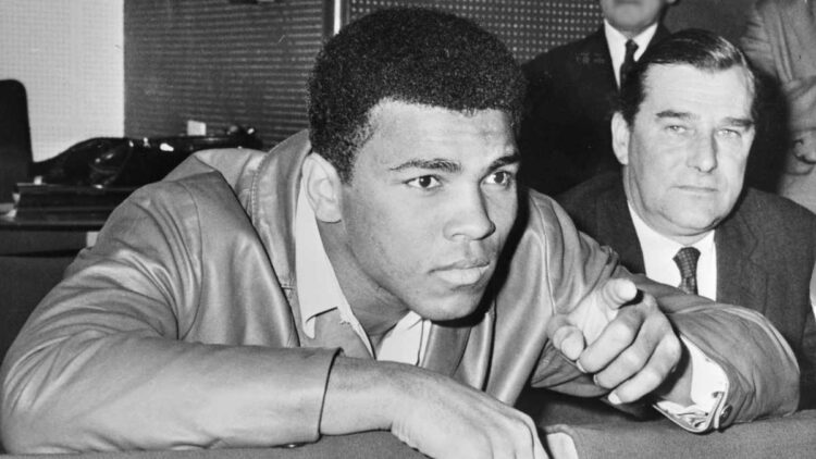 A New Musical Celebrating the Life of Muhammad Ali To Play World ...
