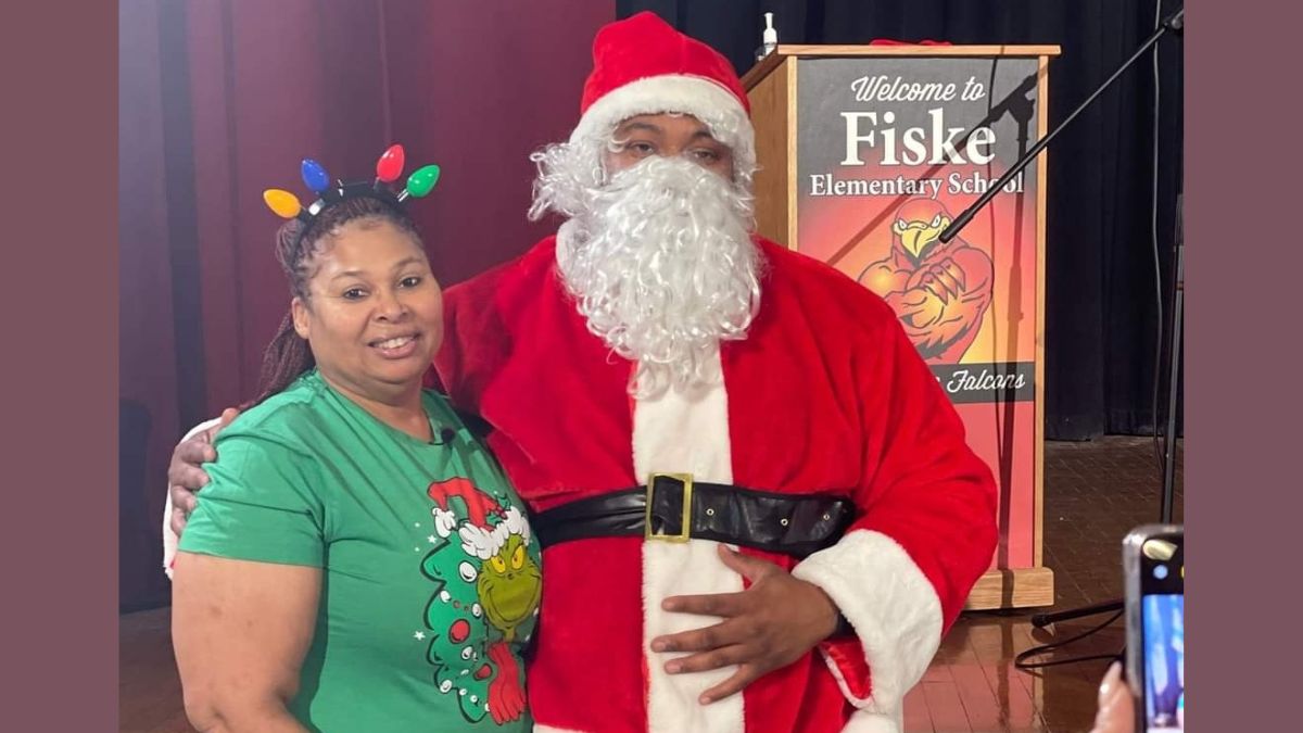 Angela Thompson and Santa (Photos Provided).