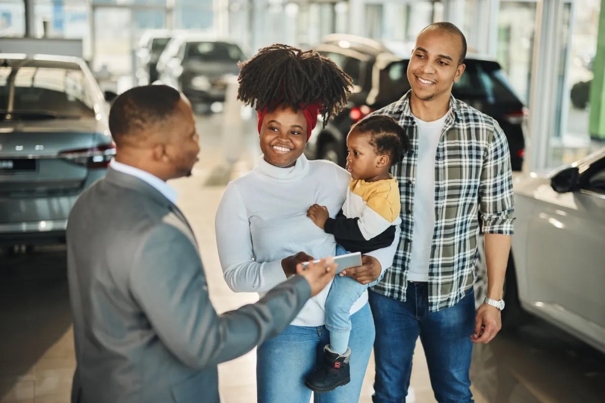 End-of-year tips to purchase your dream vehicle